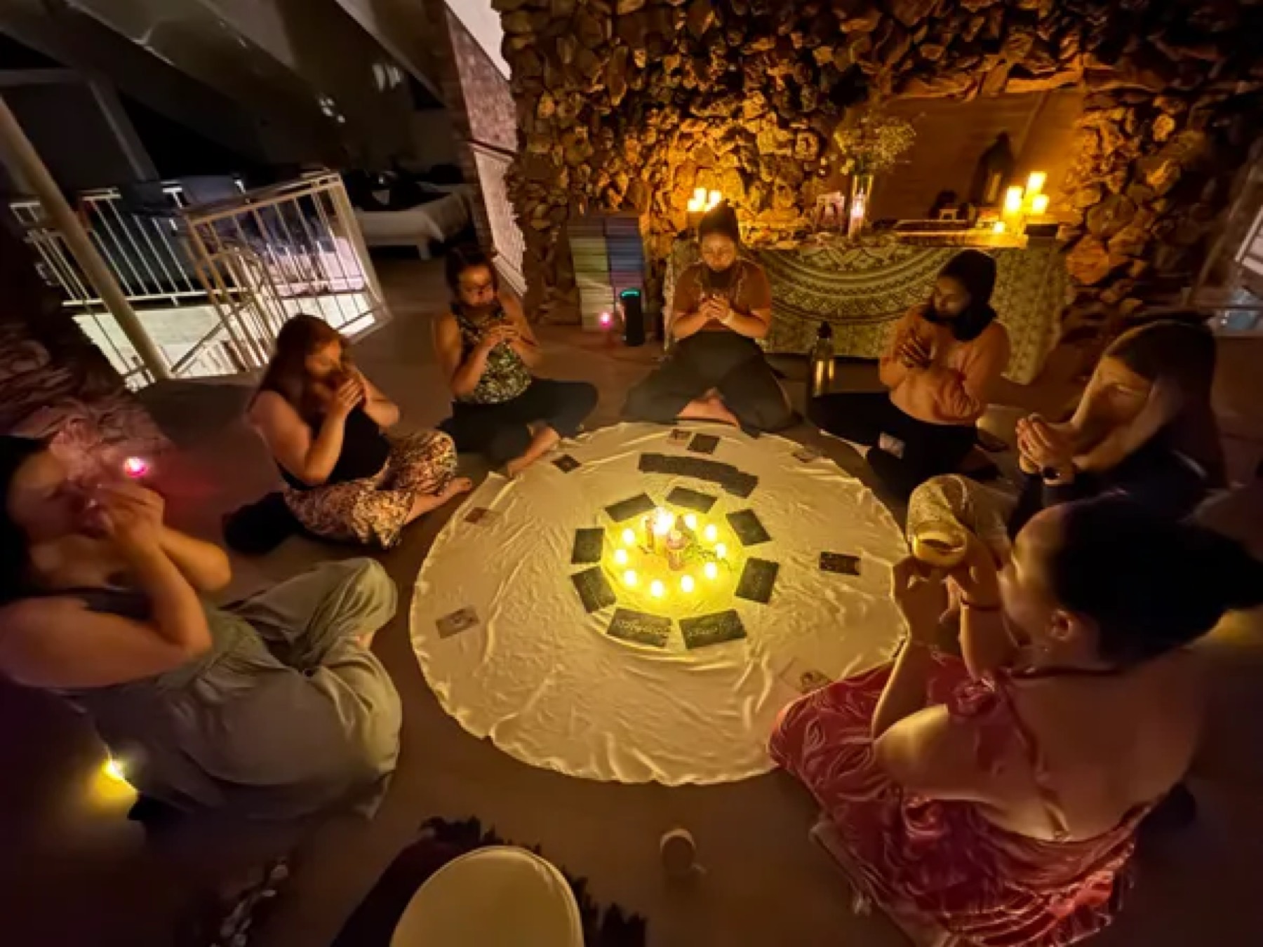 A cacao circle by candlelight